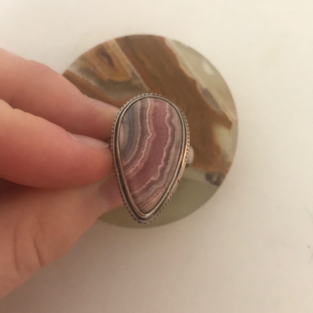 Beautiful Sterling Silver Agate Ring!
